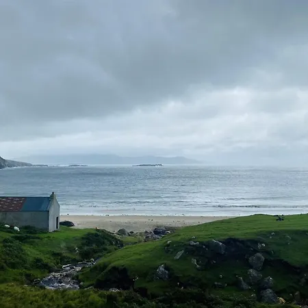 Stone Fronted Detached Just Over 2 Miles From Village מולרני